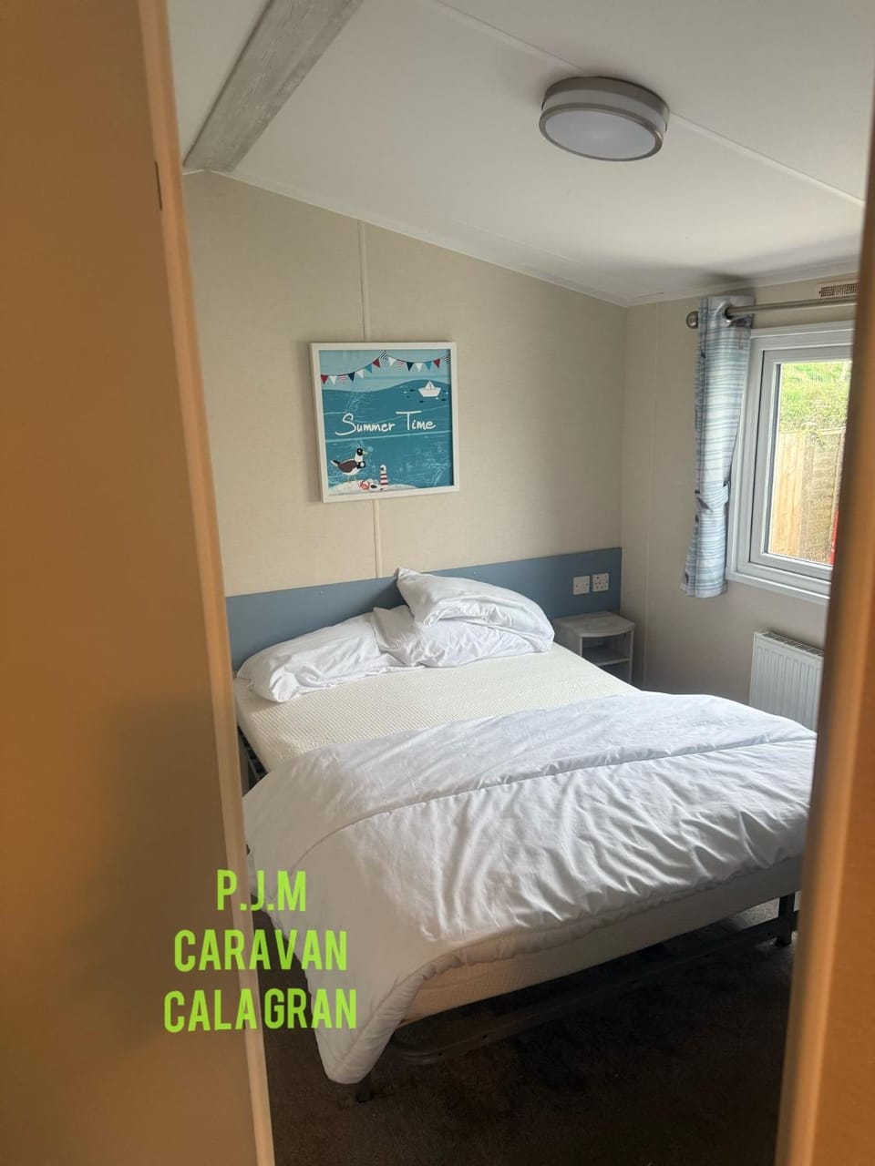 PJM caravans Campground/ 
RV Resort in Wyre District