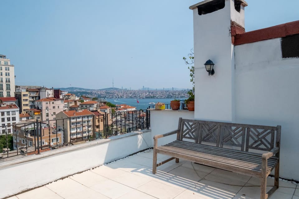 Unique Terrace Rooftop Apartment in Istanbul