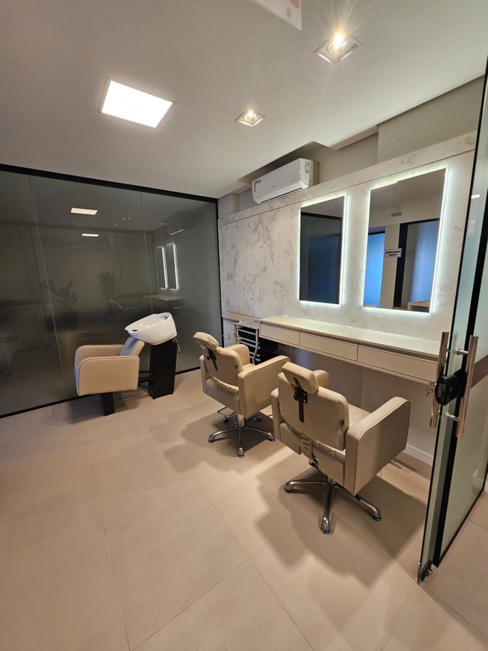 Luxor residence Apartment in Laguna