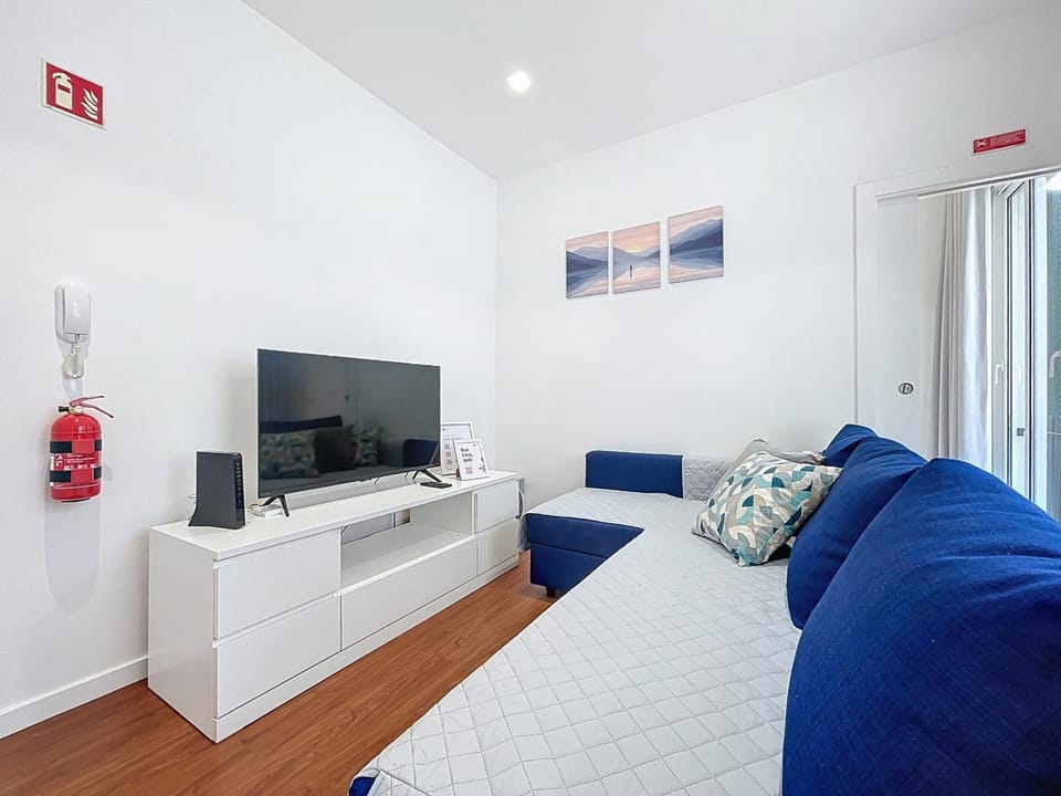 Communal lounge/ TV room, Living room