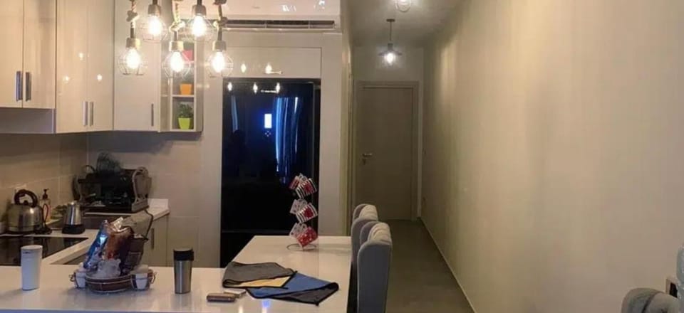 Kitchen or kitchenette, Dining area, minibar