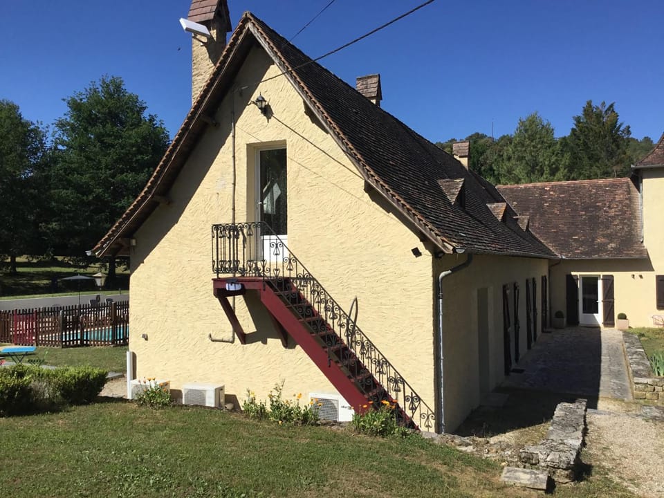 La maison du bonheur Bed and Breakfast in Occitanie