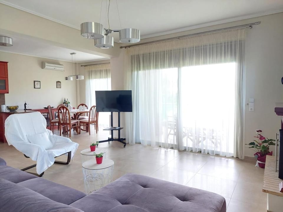 Anthelia Villa in Euboea
