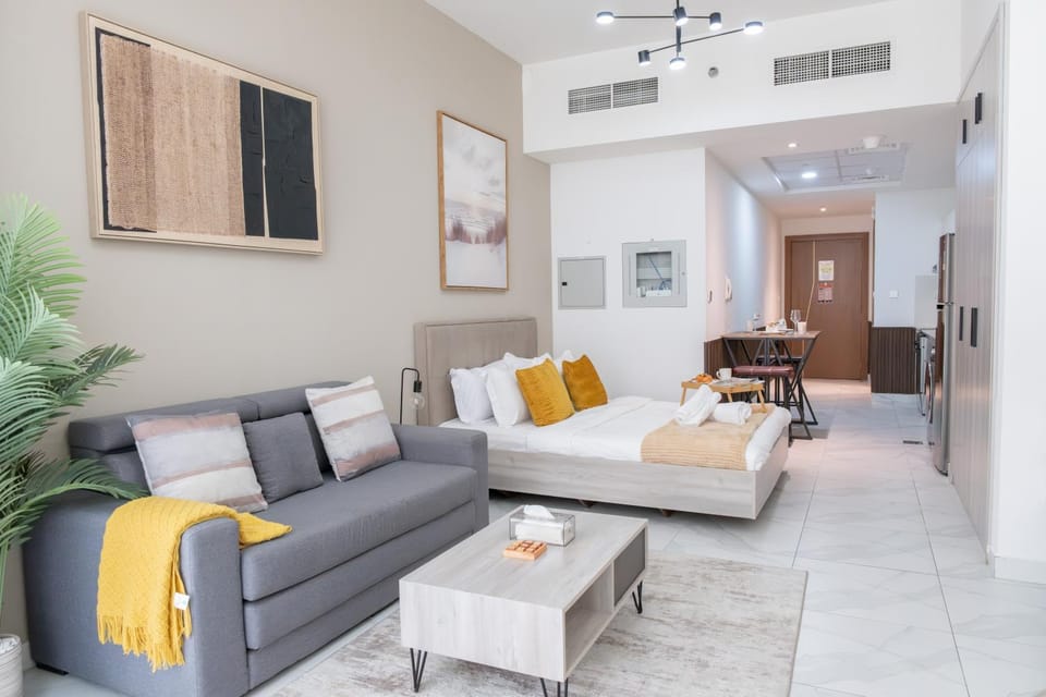 Bed, Seating area
