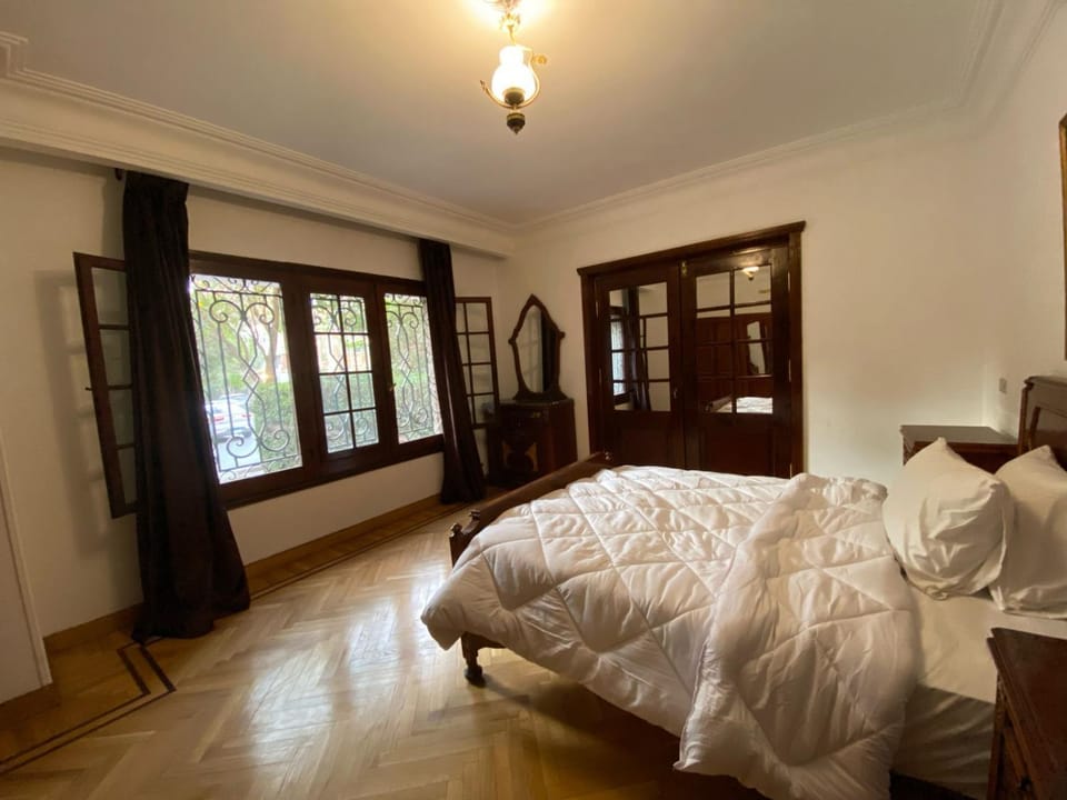 Bedroom, wardrobe