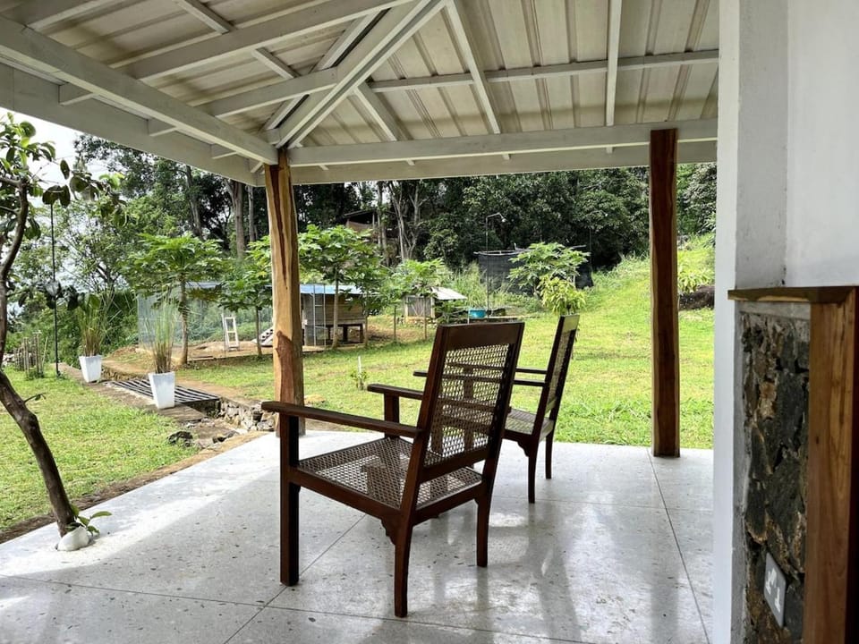 Blackwoods FarmHouse Villa in Central Province