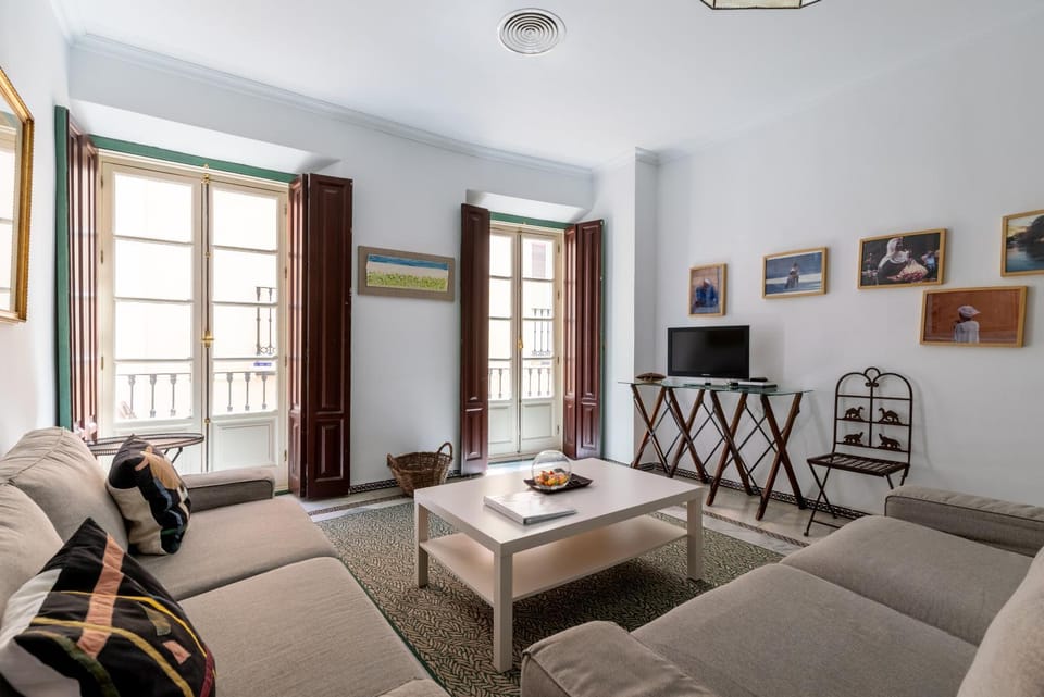 TV and multimedia, Living room, Seating area