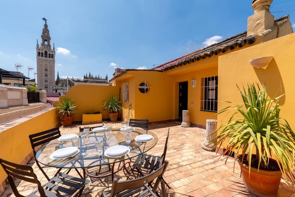 Property building, Day, View (from property/room), Balcony/Terrace, Balcony/Terrace, Dining area