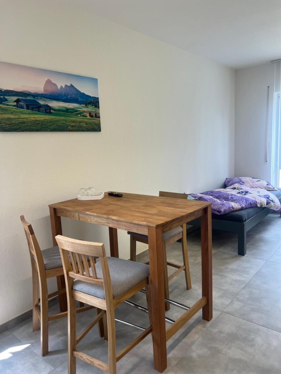Seating area, Dining area
