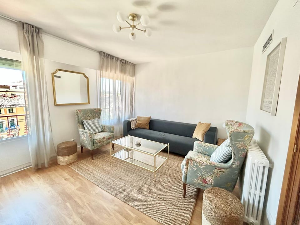 Acueducto III Apartment in Segovia