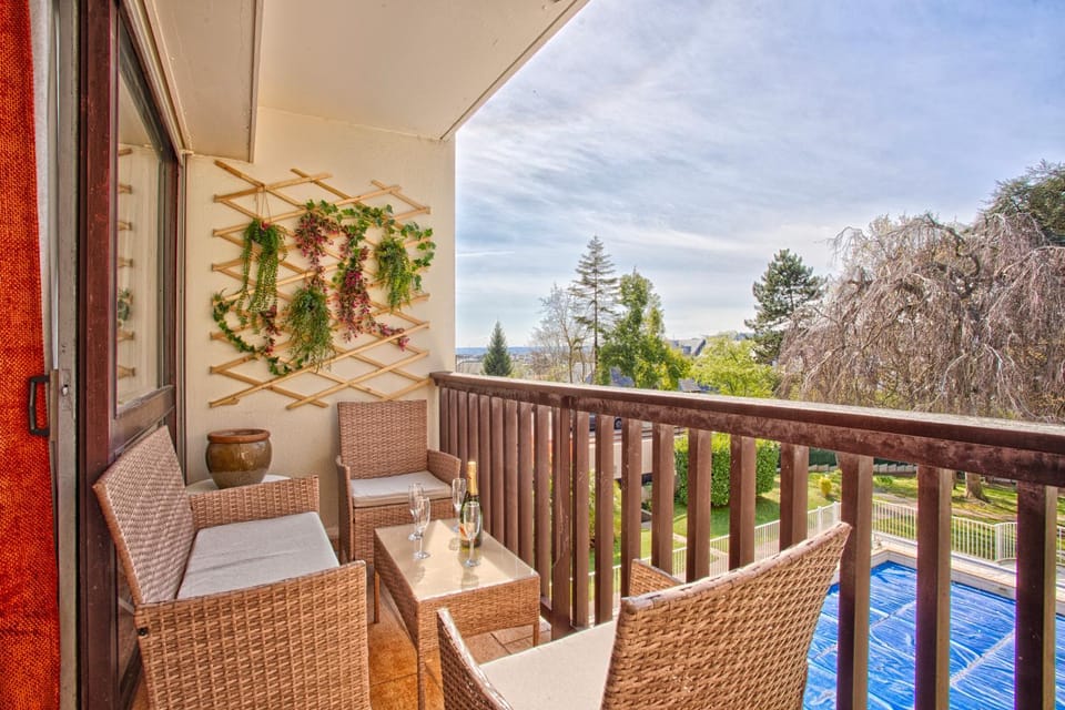 View (from property/room), Pool view, Swimming pool
