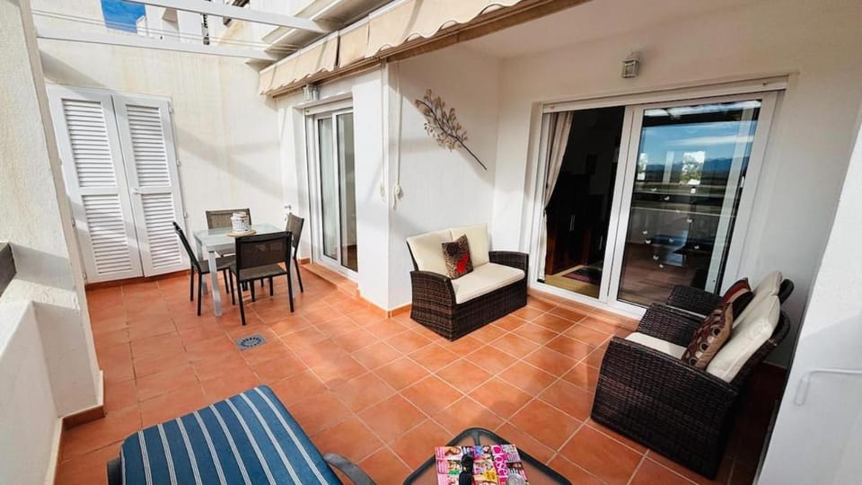 Garden, View (from property/room), Balcony/Terrace, Seating area, Dining area