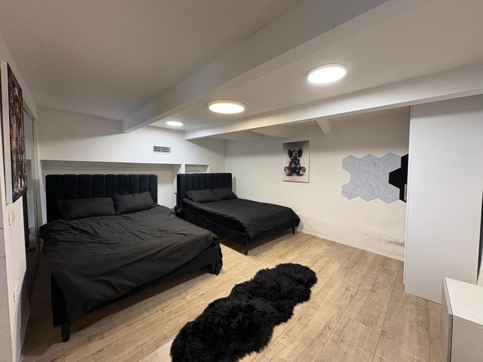 Vila Ocen Floor TLV Apartment in Tel Aviv-Yafo