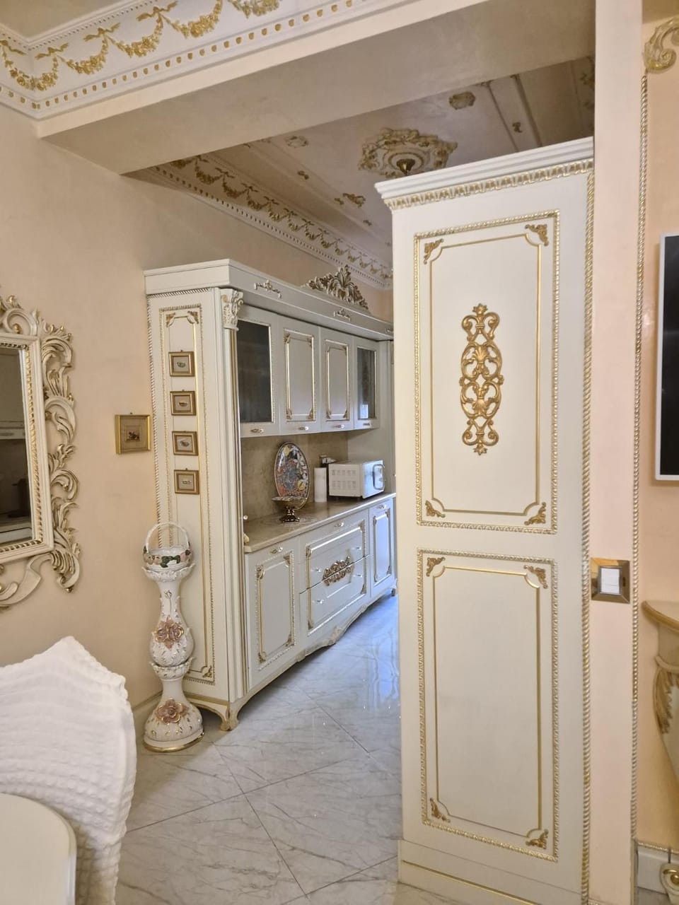 Kitchen or kitchenette, microwave