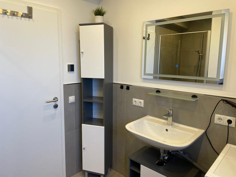 Shower, Bathroom