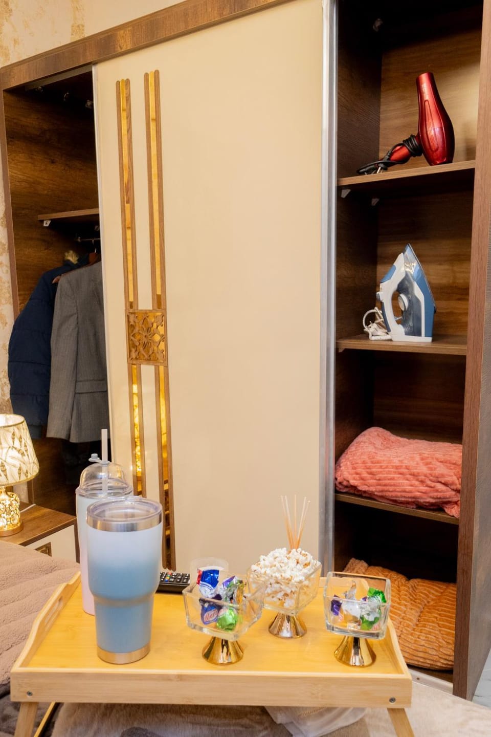 Bedroom, wardrobe