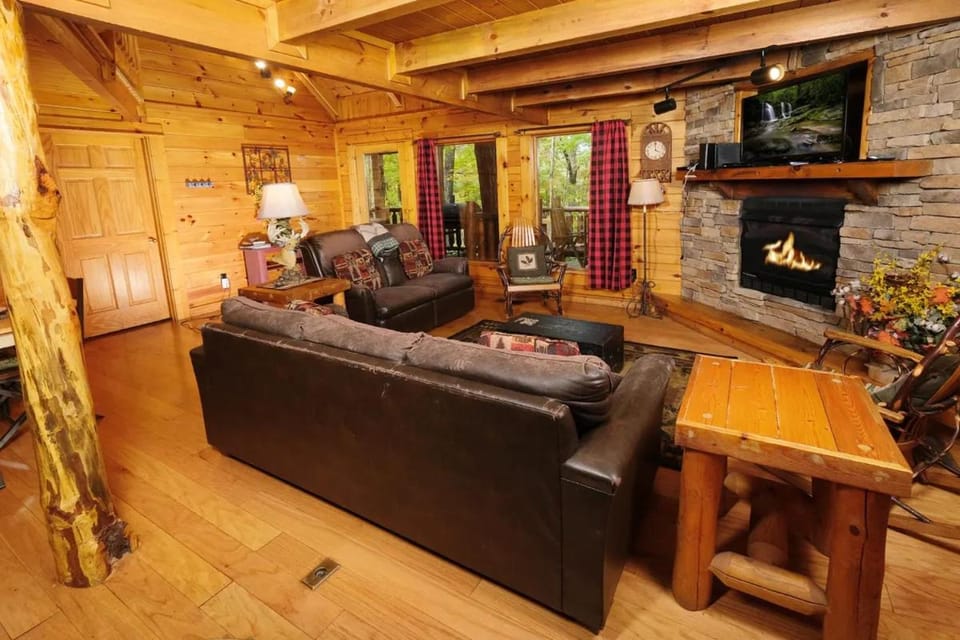 Oak Tree Lodge #2509 House in Gatlinburg