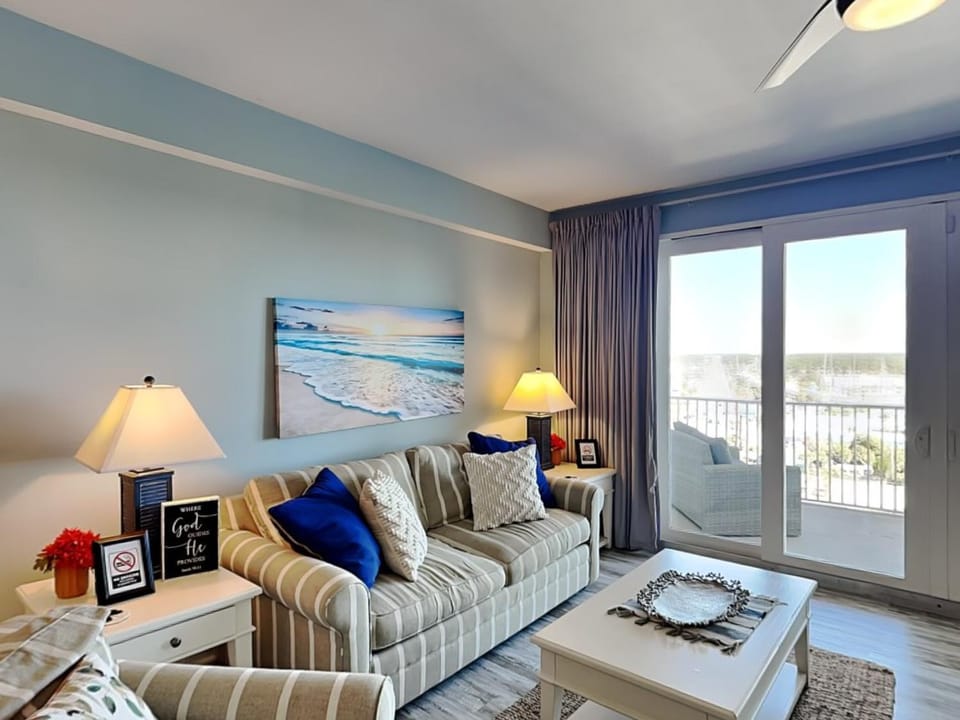 Laketown Wharf #1137 Apartment in Panama City Beach
