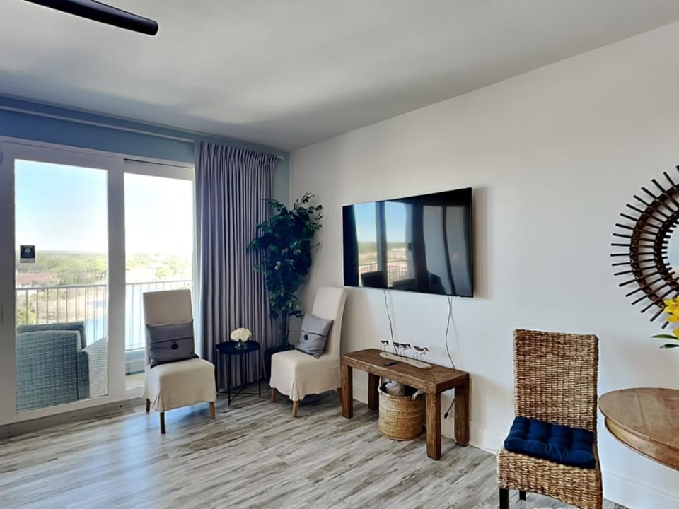 Laketown Wharf #1137 Apartment in Panama City Beach