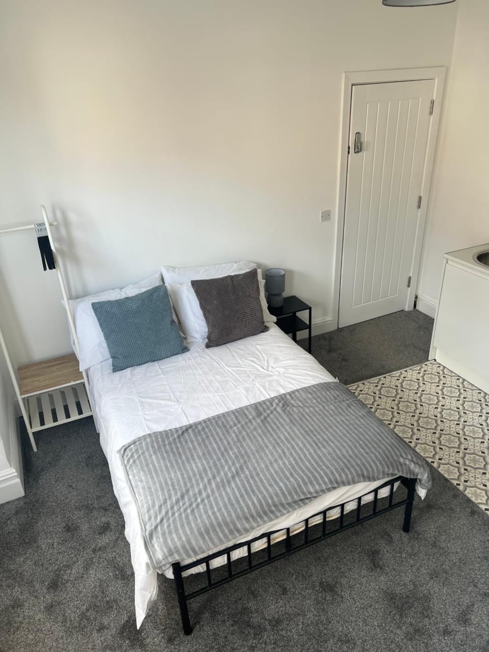 Northumberland Road Studios Apartment in Coventry