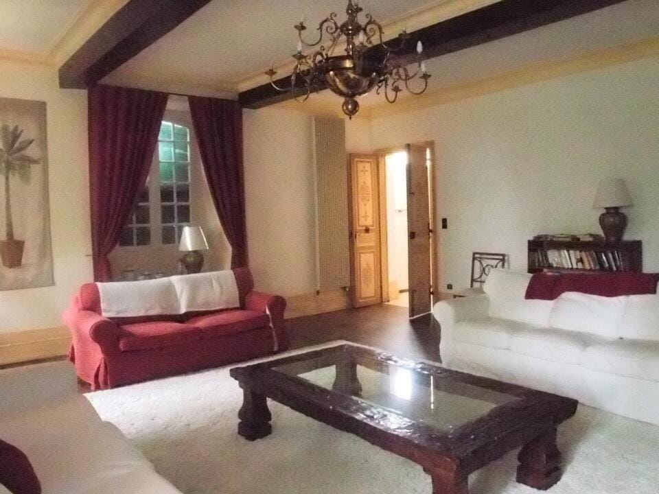 Living room, Photo of the whole room, Seating area
