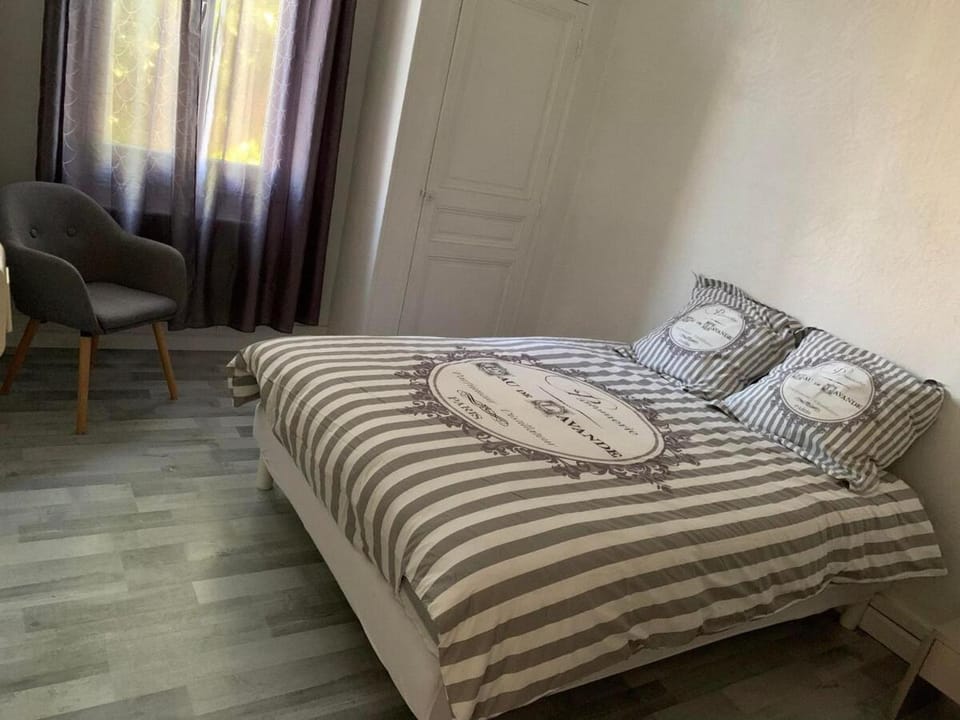 Cozy apartment near Aix-en-Provence Apartment in Nouvelle-Aquitaine