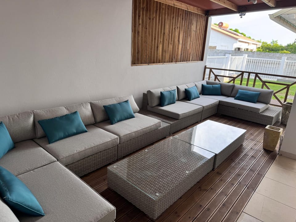 Patio, Seating area