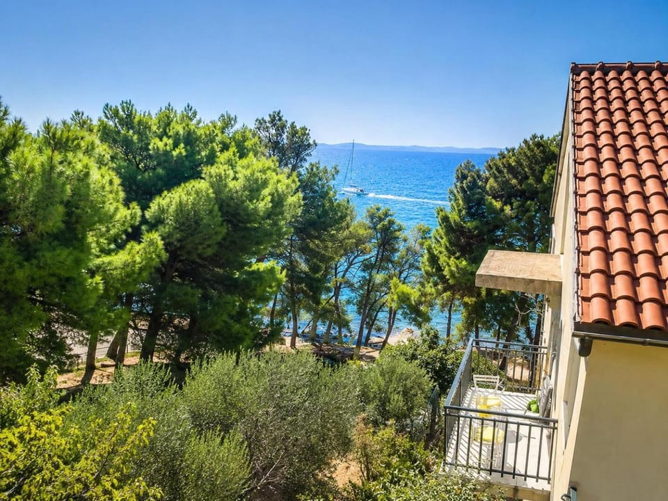 Property building, Day, Natural landscape, View (from property/room), Balcony/Terrace, Sea view