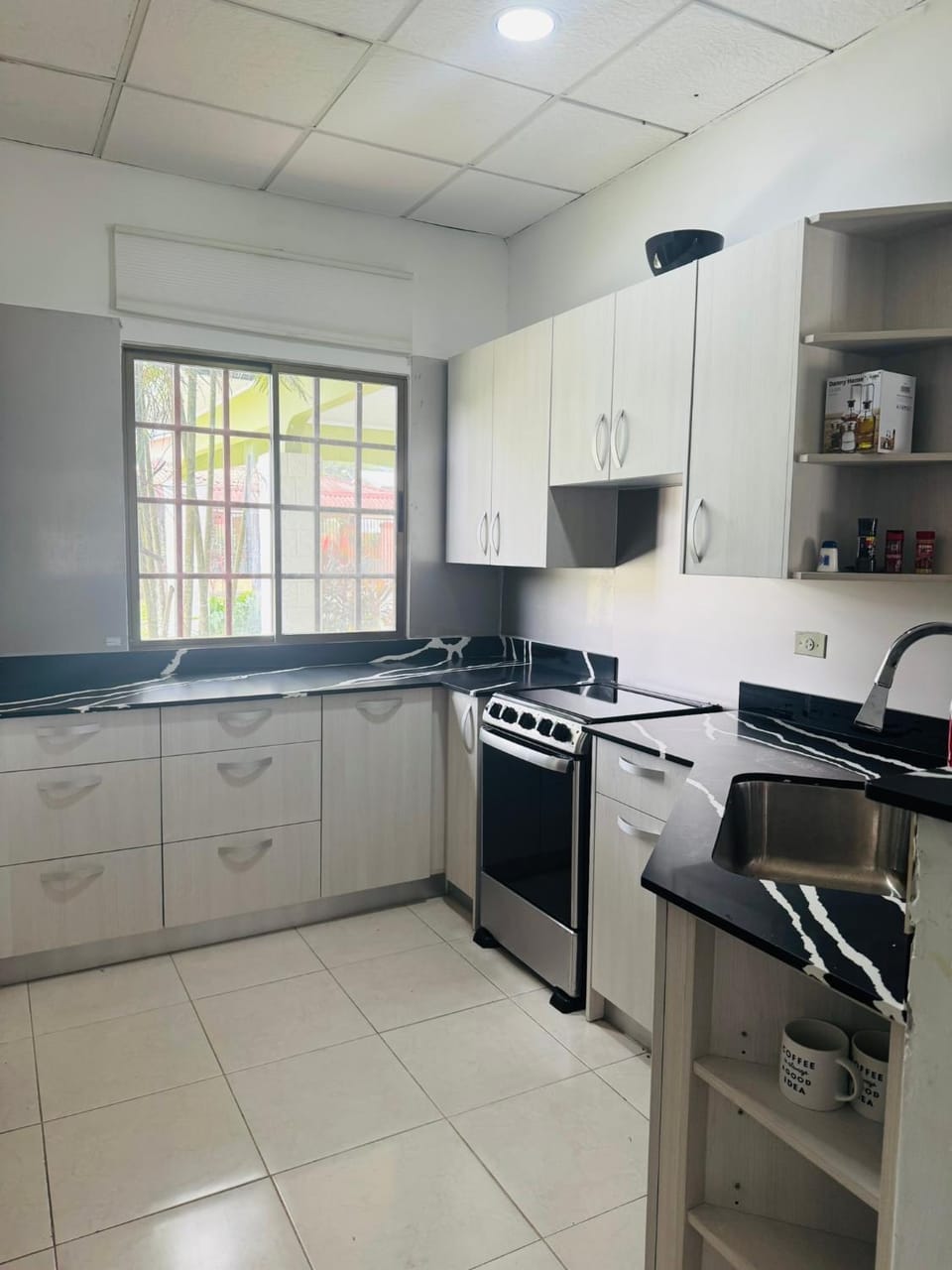 Little Bern #1, your little oasis with pool access Apartment in David