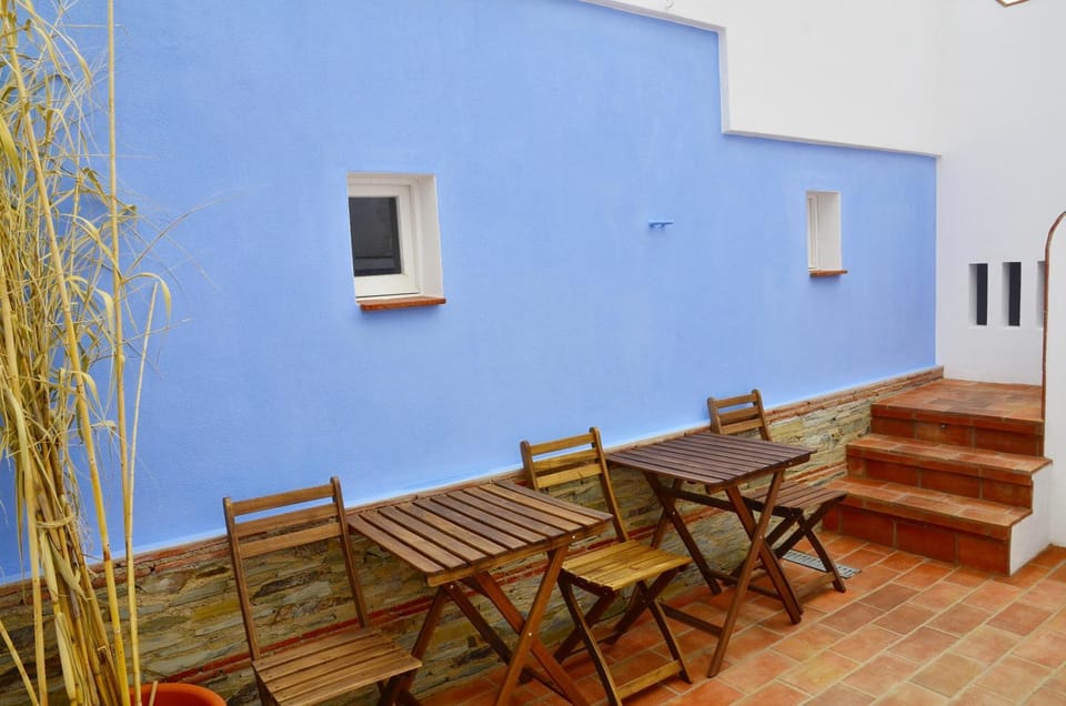 Patio, Seating area, Dining area