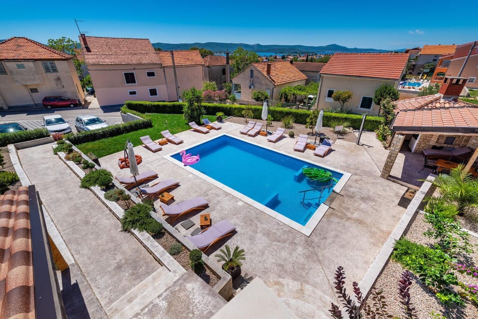 Inner courtyard view