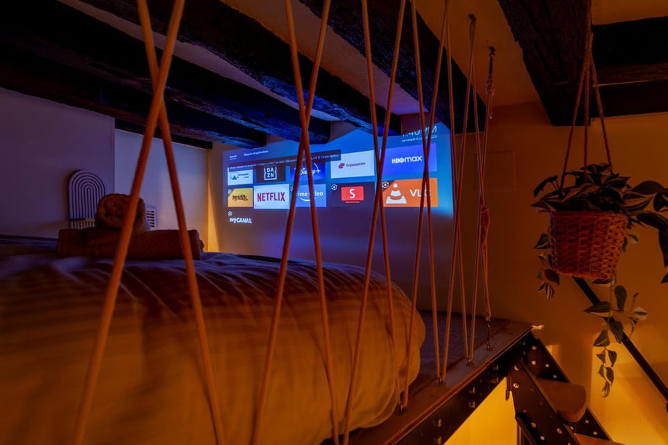 Bed, Night, TV and multimedia, Bedroom