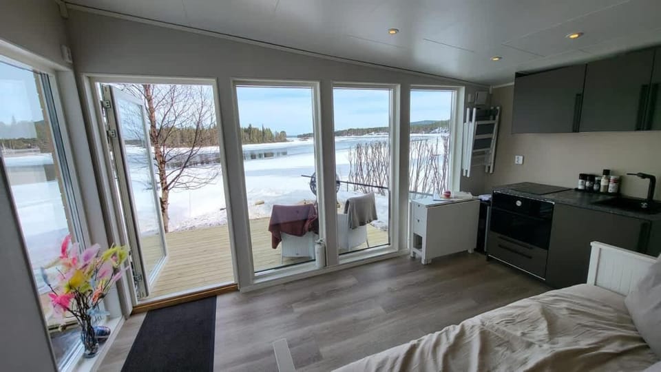 Patio, View (from property/room), Kitchen or kitchenette, Living room, Seating area, Dining area