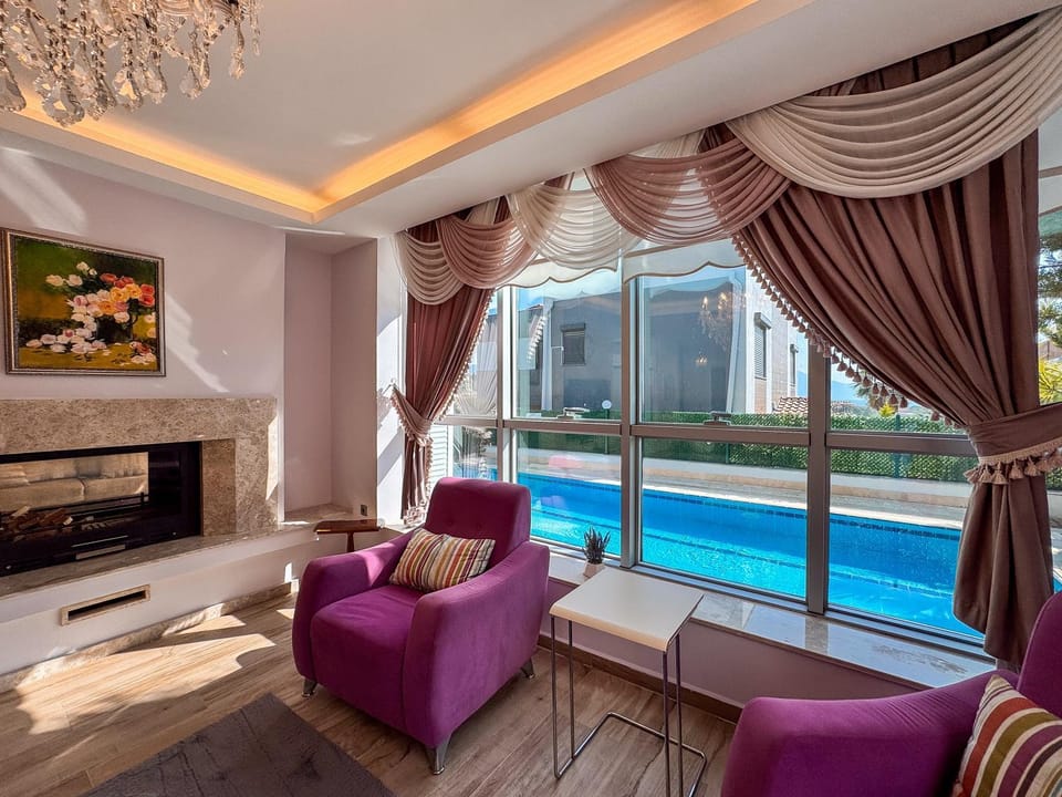 Living room, Seating area, Pool view, Swimming pool, sunbed