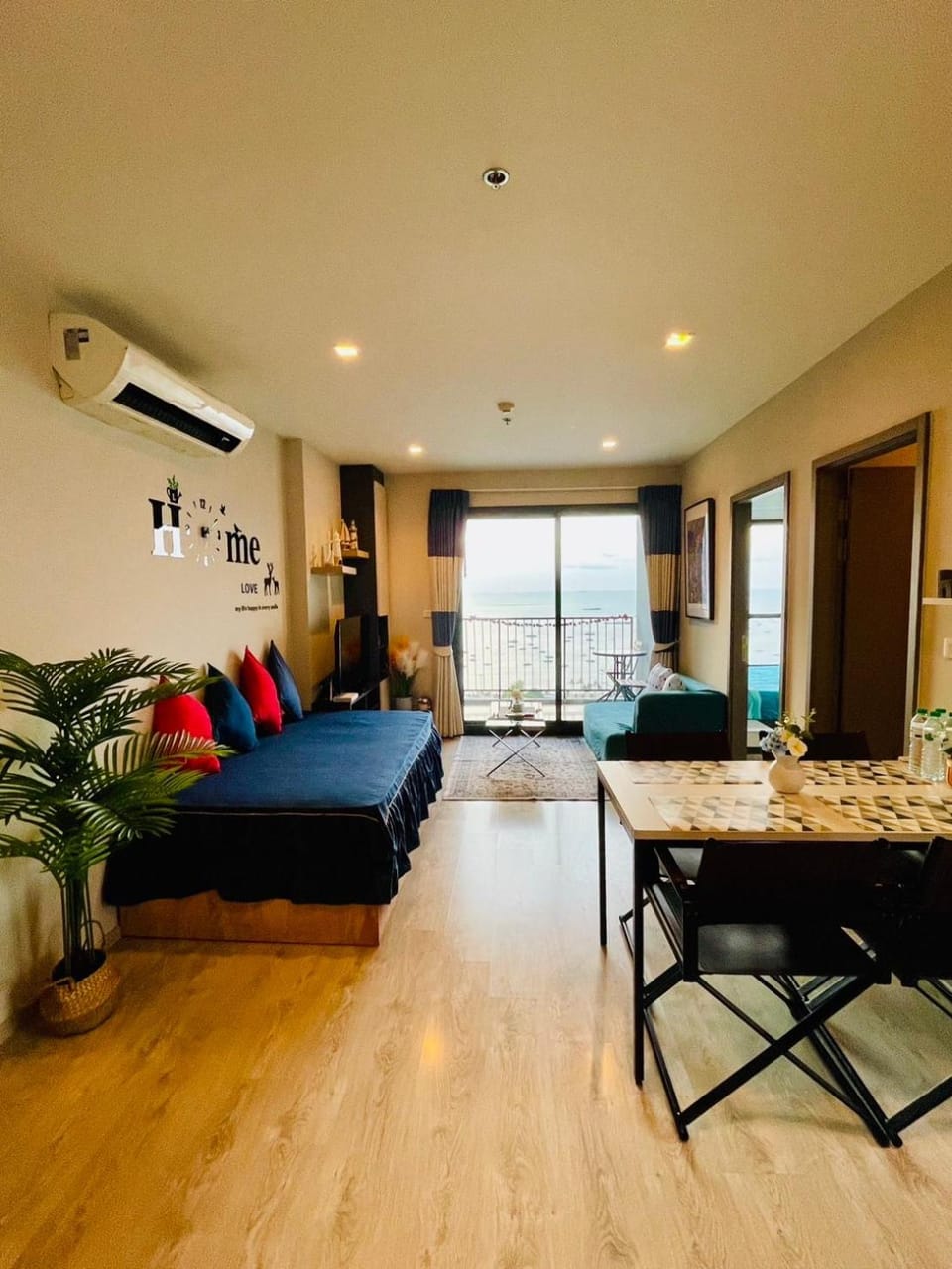 The base Central 2 bed 1 bath 514 by Numam Apartment in Pattaya City