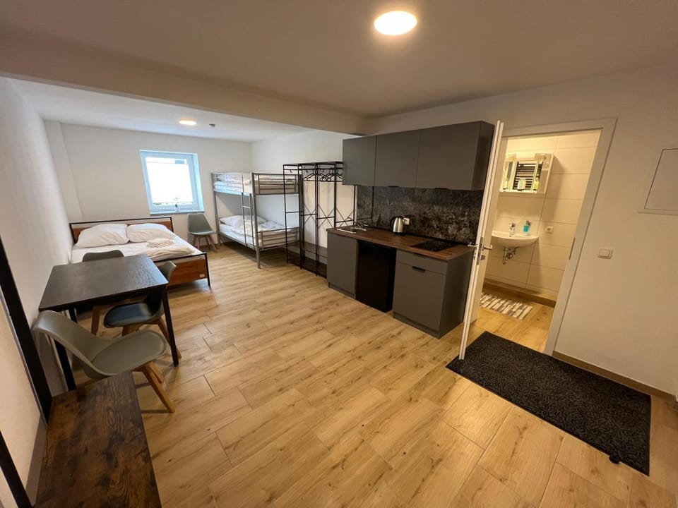 Bed, Kitchen or kitchenette, Photo of the whole room, Dining area, Bedroom