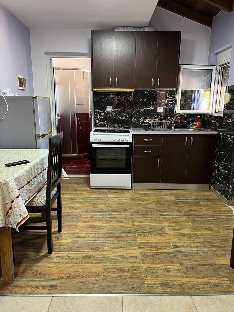 Kitchen or kitchenette