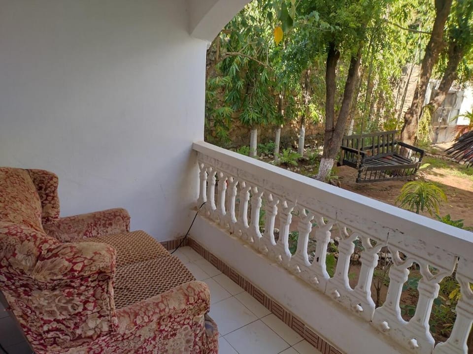 Garden, Balcony/Terrace, Seating area, Garden view