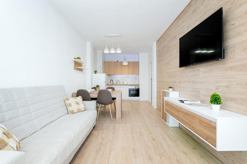 Kitchen or kitchenette, Seating area
