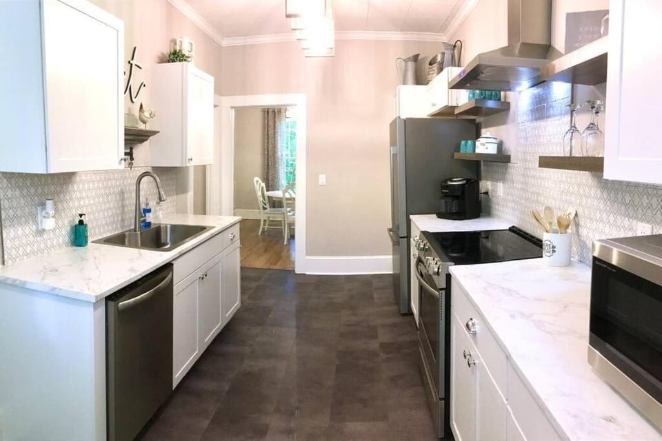 dishwasher, oven, stove
