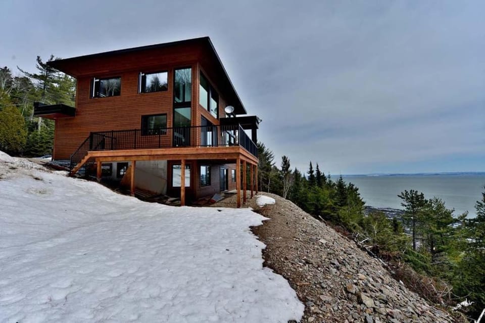 Villa St-Laurent et spa - Au coeur de Charlevoix ! Villa in La Malbaie