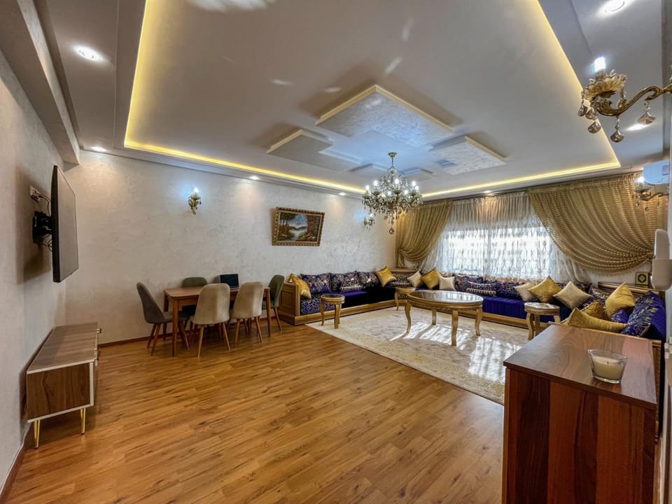 Best 2 Bedroom Beach View Apartment in Tangier