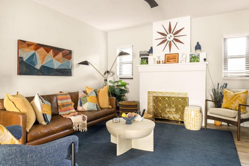 Wynwood beautiful Art Deco home with 4 Bedroom House in Miami