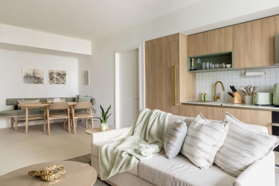 3002 Downtown Miami apt in front of Kaseya Center with Gym and Pool House in Miami