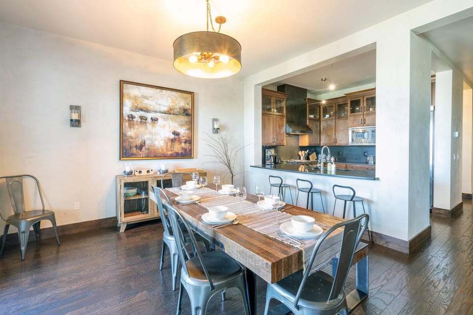 Cassidys Hideout by Exceptional Stays Apartment in Mountain Village