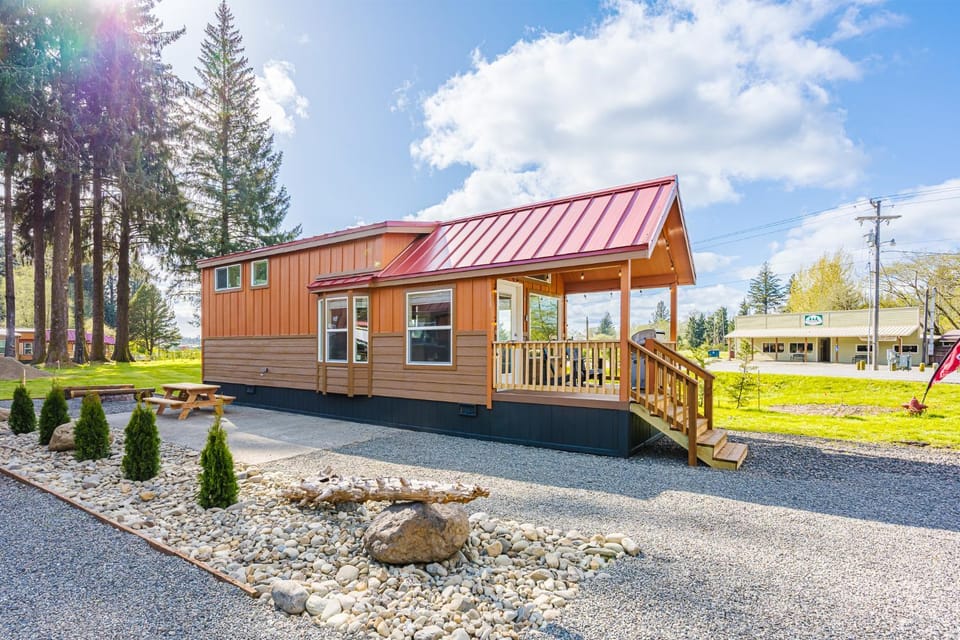 Rainforest Tiny Home Retreat Bohemian Cottage House in Forks