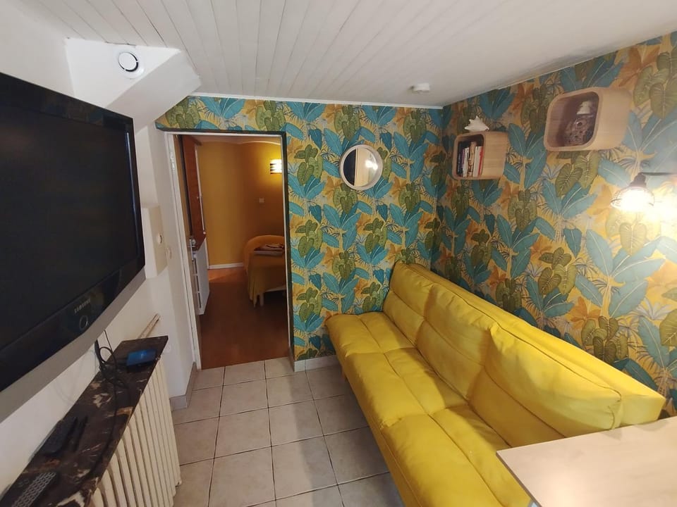Studio Athena Apartment in Tresserve