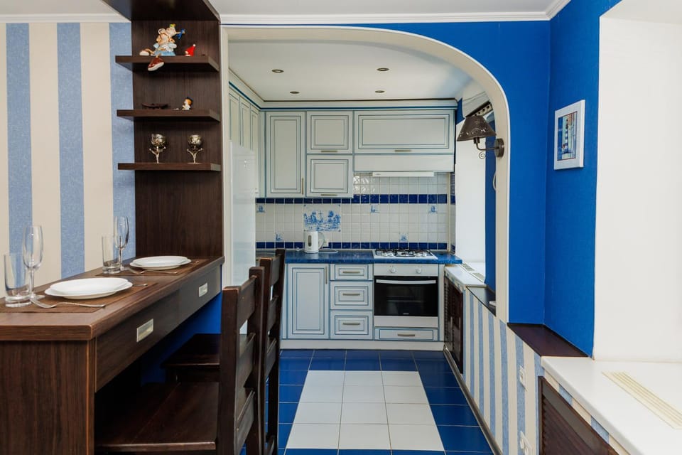 Kitchen or kitchenette, Dining area, oven, pet friendly, stove