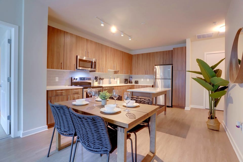 Seating area, Dining area