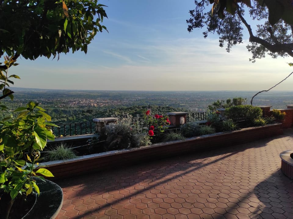 Natural landscape, Balcony/Terrace, City view